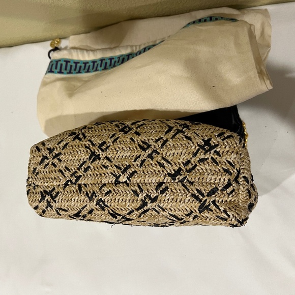 Tory Burch Fleming Soft Straw Raffia Leather Clutch Bag Natural Black Gold EUC - Picture 15 of 16